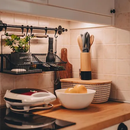 Galery Apartament Vantacici